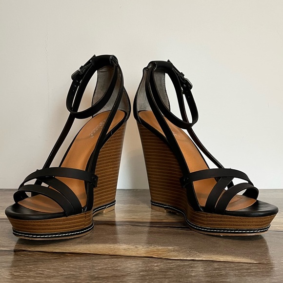 Matisse “Joss” Stacked Wedge Sandals 7.5 Black Leather 5” Heel 1” Platform - Picture 3 of 16